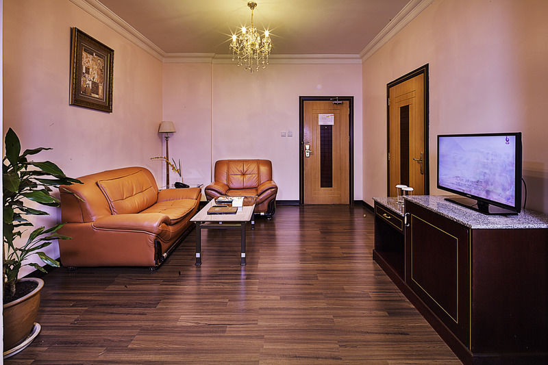 Taj Plaza Hotel Манама Экстерьер фото